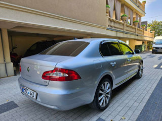 Skoda Superb foto 4