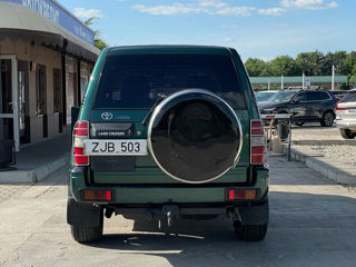 Toyota Land Cruiser Prado foto 4