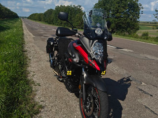 Suzuki V-Strom 650 XT foto 8