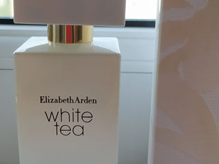 Elizabeth Arden White Tea foto 2