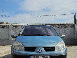 Renault Grand Scenic foto 2