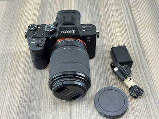 Sony Alpha A7 III (Kit with FE 28-70 mm) foto 6