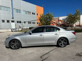 BMW 5 Series foto 8