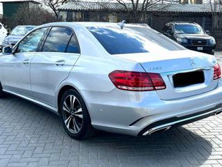 Mercedes E-Class foto 4