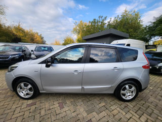 Renault Grand Scenic foto 16