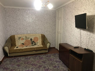 Apartament cu 2 camere, 42 m², Centru, Ungheni foto 1