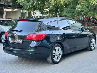 Opel Astra foto 4