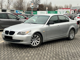 BMW 5 Series foto 3