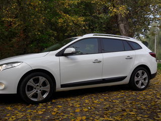 Renault Megane foto 2