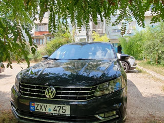 Volkswagen Passat foto 2