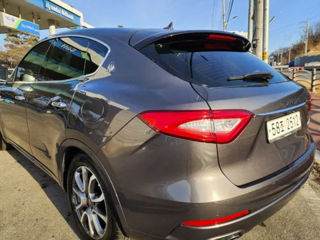 Maserati Levante foto 1