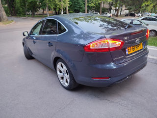 Ford Mondeo foto 3