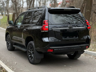 Toyota Land Cruiser Prado foto 4