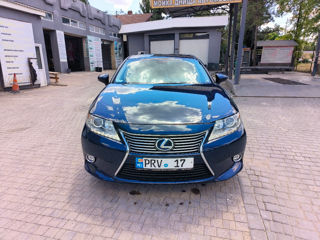 Lexus ES Series