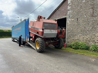 Press De Balotat  Și Combine New Holland 376,377,270.