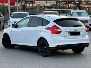 Ford Focus foto 3