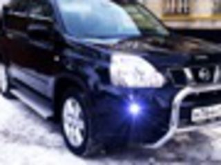 Nissan X-Trail foto 1