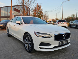 Volvo S90 foto 3