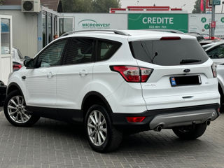 Ford Kuga foto 3