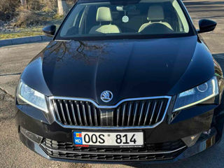 Skoda Superb foto 6