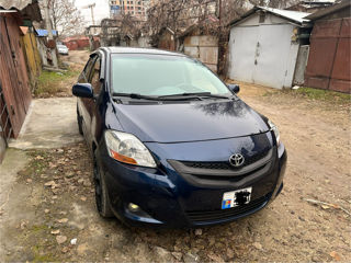 Toyota Yaris foto 2