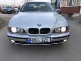 BMW 5 Series foto 6