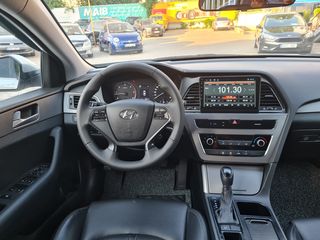 Hyundai Sonata foto 15