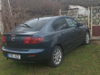 Mazda 3 foto 2