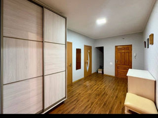 2-комн. кв., 65 м², 3/9 эт.