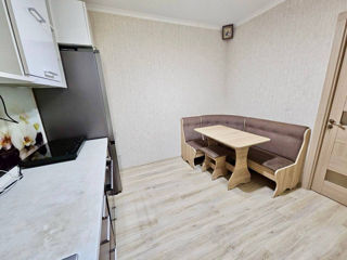 Apartament cu 2 camere, 57 m², Botanica, Chișinău foto 7