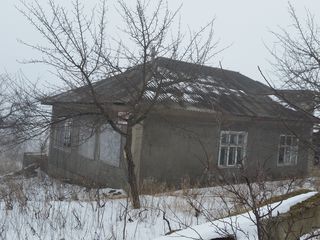 Casa nefinisata si teren arabil 30 ari,or.Ungheni.s.Pirlita foto 10