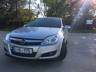 Opel Astra foto 3