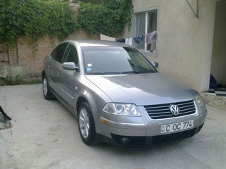 Volkswagen Passat foto 3