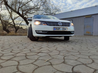 Volkswagen Passat foto 9