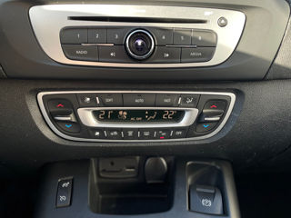 Renault Grand Scenic foto 8