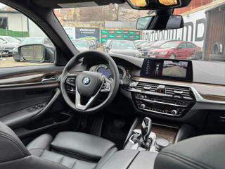 BMW 5 Series foto 5