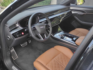 Audi A8 foto 4