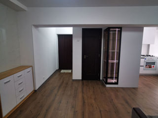 Apartament cu 2 camere, 78 m², Râșcani, Chișinău foto 3