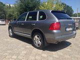 Volkswagen Touareg foto 7