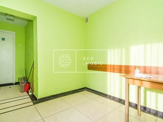 Chirie, spațiu comercial, Râșcani, str. Kiev, 35 m.p, 550€ foto 3