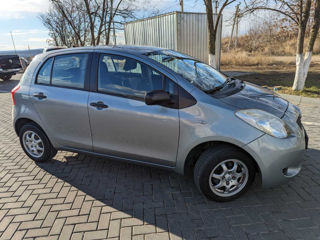 Toyota Yaris foto 3