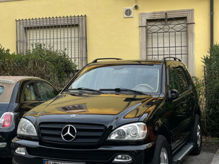 Mercedes M-Class foto 1