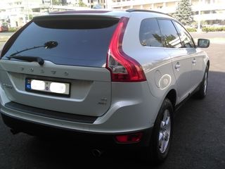 Volvo XC60 foto 3