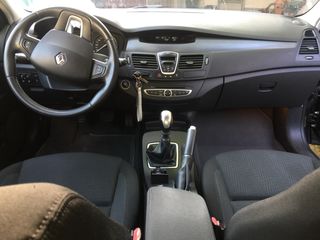 Renault Laguna foto 7