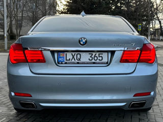 BMW 7 Series foto 5