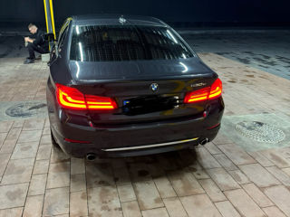 BMW 5 Series foto 5