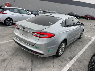 Ford Fusion foto 6