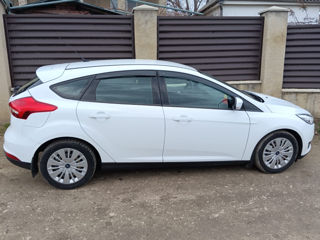 Ford Focus foto 7