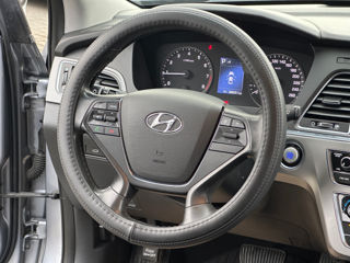 Hyundai Sonata foto 9