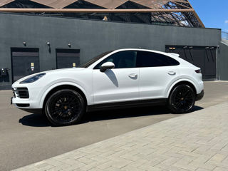 Porsche Cayenne Coupe foto 1